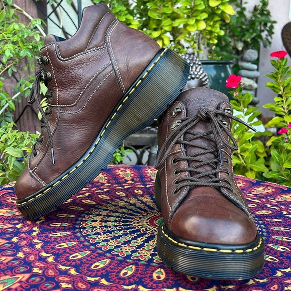 🏴 Dr. Martens MIE Chunky Vintage 7 Eye Platform Ankle Boots UK 7 - Picture 3 of 17